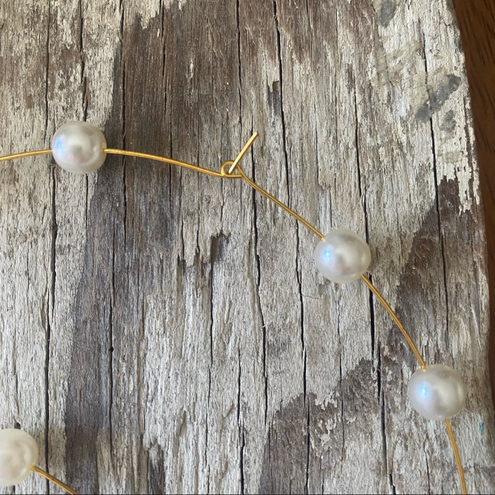 Zara Oversized Pearl Hoop Earrings - Picture 4 of 5